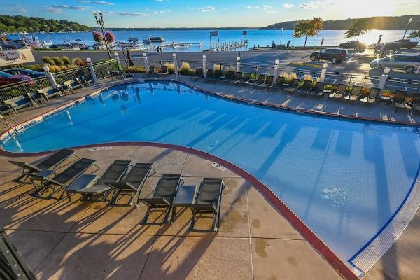 Harbor Shores on Lake Geneva